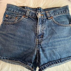 Levi’s shorts